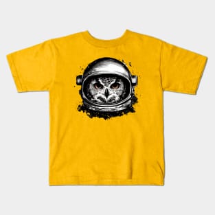 Owl astronaut helmet Kids T-Shirt